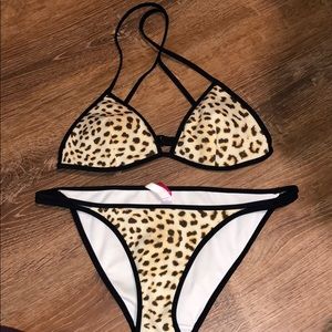 VS bikini